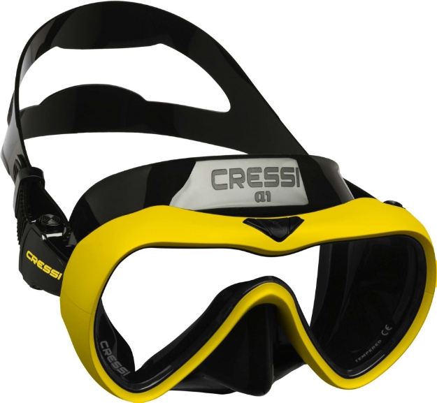 CRESSI 
CRESSI A1 MASKA   črna/rumena