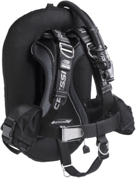 CRESSI CRESSI AQUAWING PLUS KOMPENZATOR BCD   črna CRESSI CRESSI AQUAWING PLUS KOMPENZATOR BCD   črna